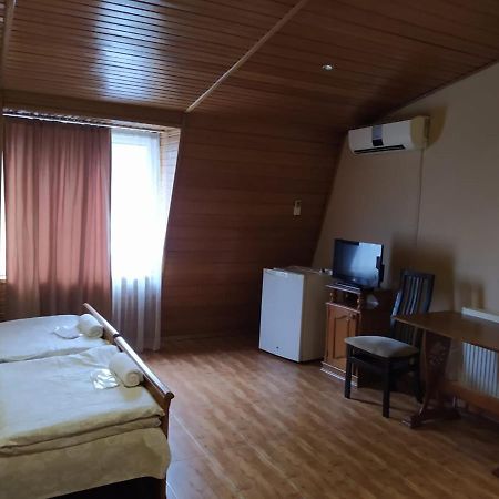 Hotel Ni&La Batoumi Extérieur photo