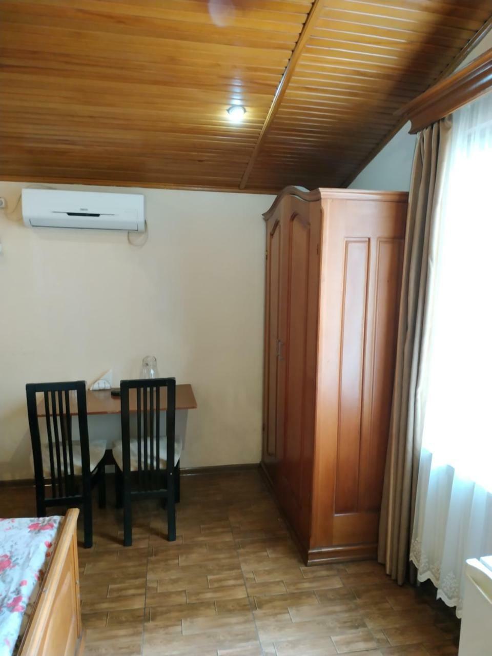Hotel Ni&La Batoumi Extérieur photo